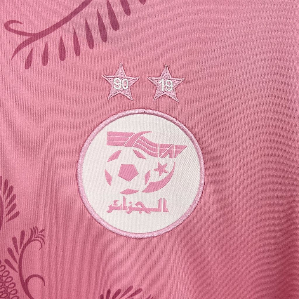 Maillot rose Algérie 202425