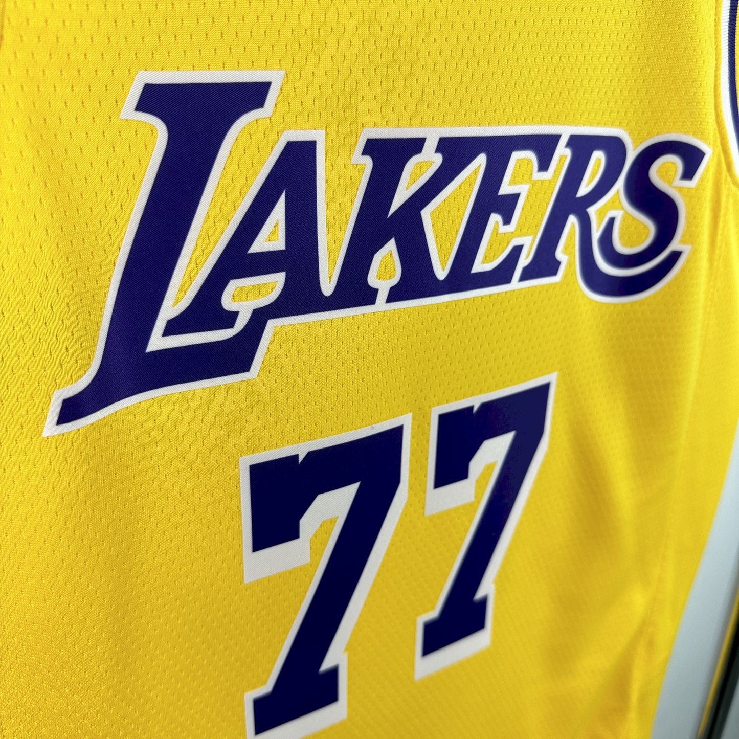 Maillot Los Angeles Lakers 2023/24 Édition Icône