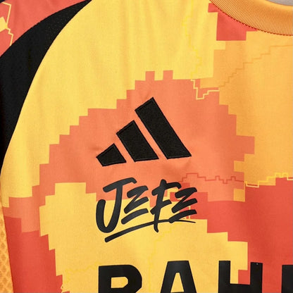 Paris FC maillot foot third 2024 2025 Ninho Jefe Orange