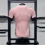 Paris Saint Germain PSG maillot foot 2024 2025 third rose