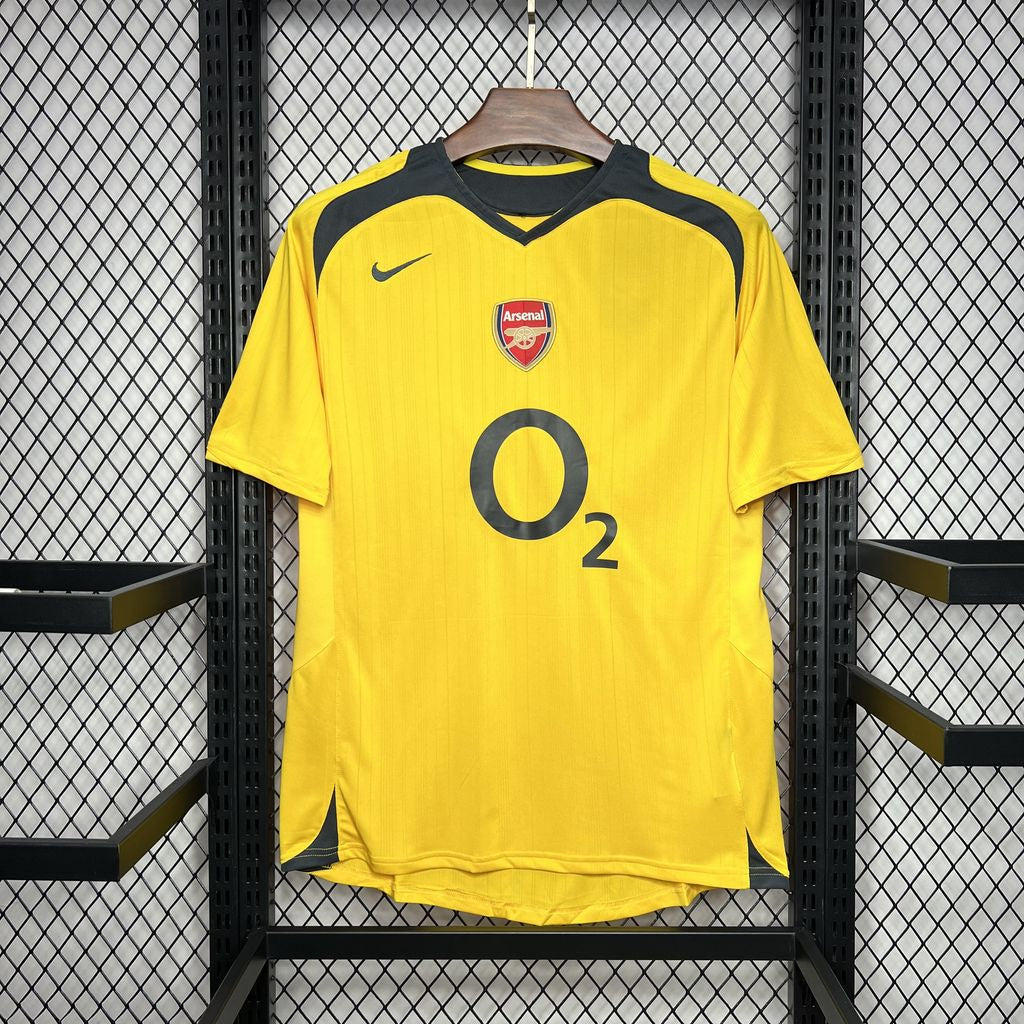 Arsenal 2005/06 Away