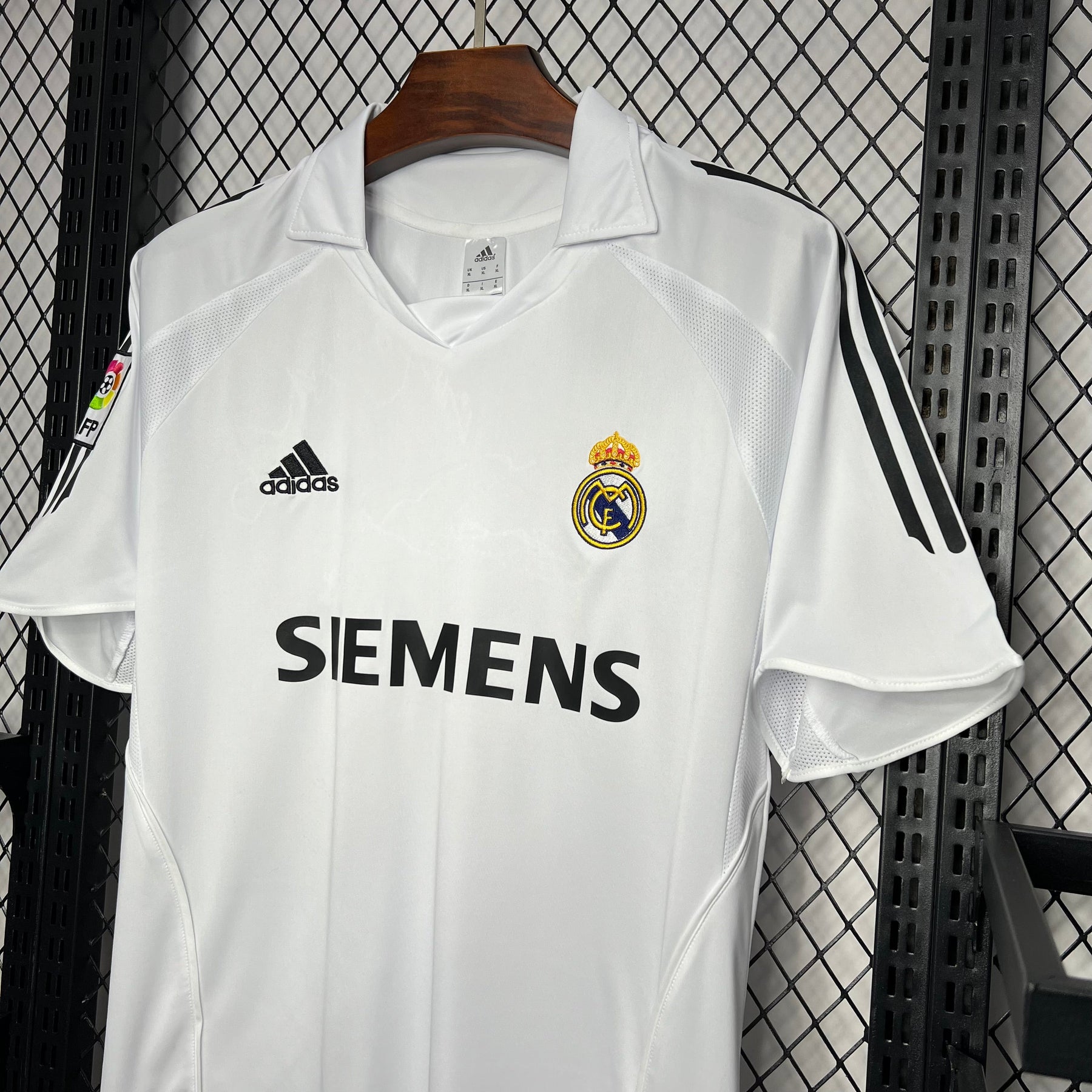 Real Madrid 2005/06 Home