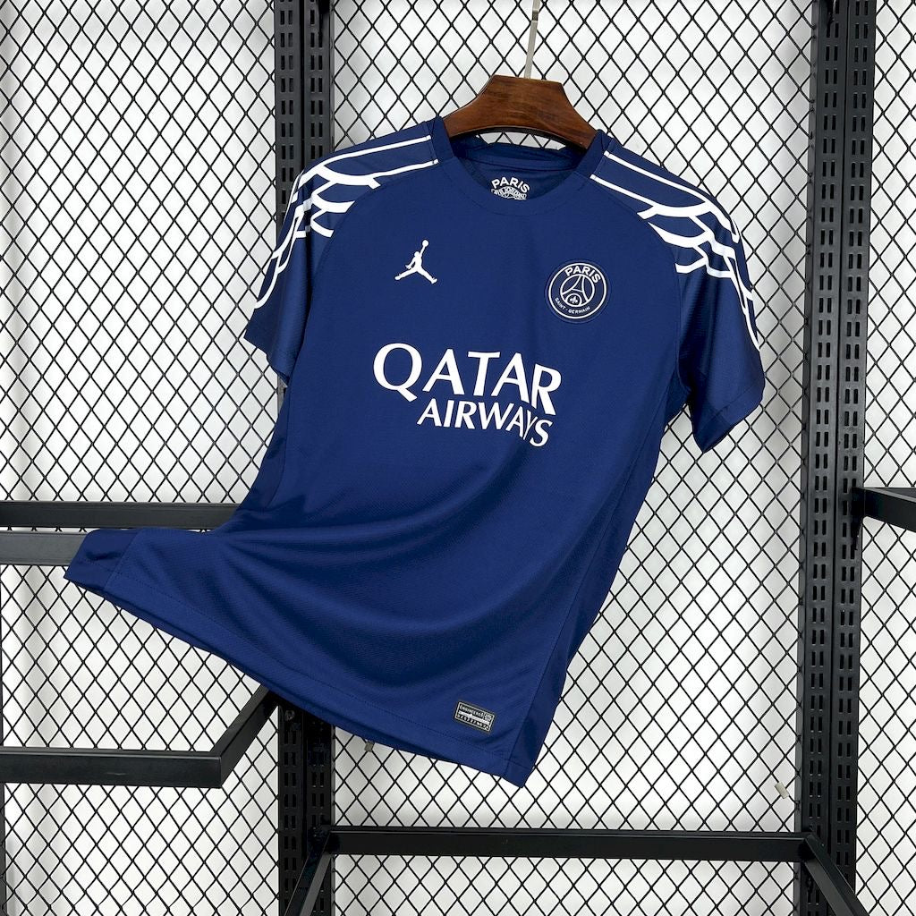 Maillot extérieur du Paris Saint-Germain 2024-25, quatrième