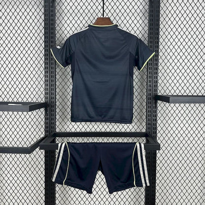 Real Madrid Kit Enfant Maillot Foot 2025 2026