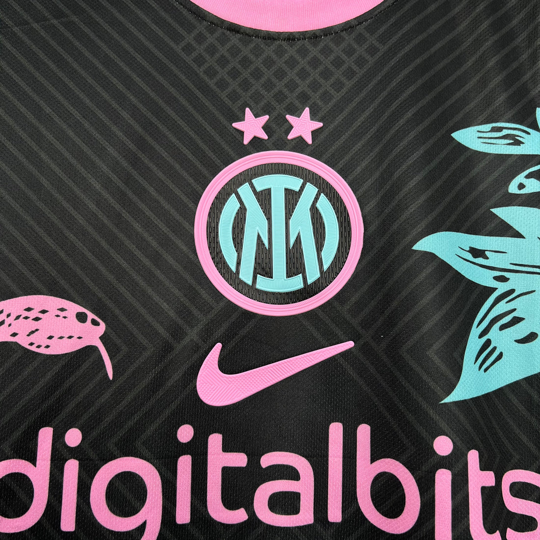 MAILLOT INTER MILAN SPECIAL PINK SNAKE 2025/2026