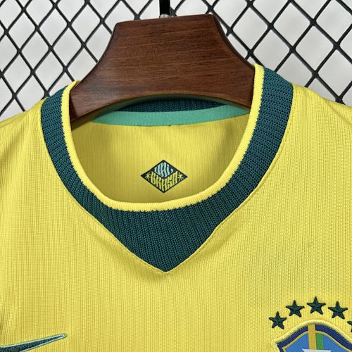 Kit enfant Brésil domicile Coupe du monde 2026