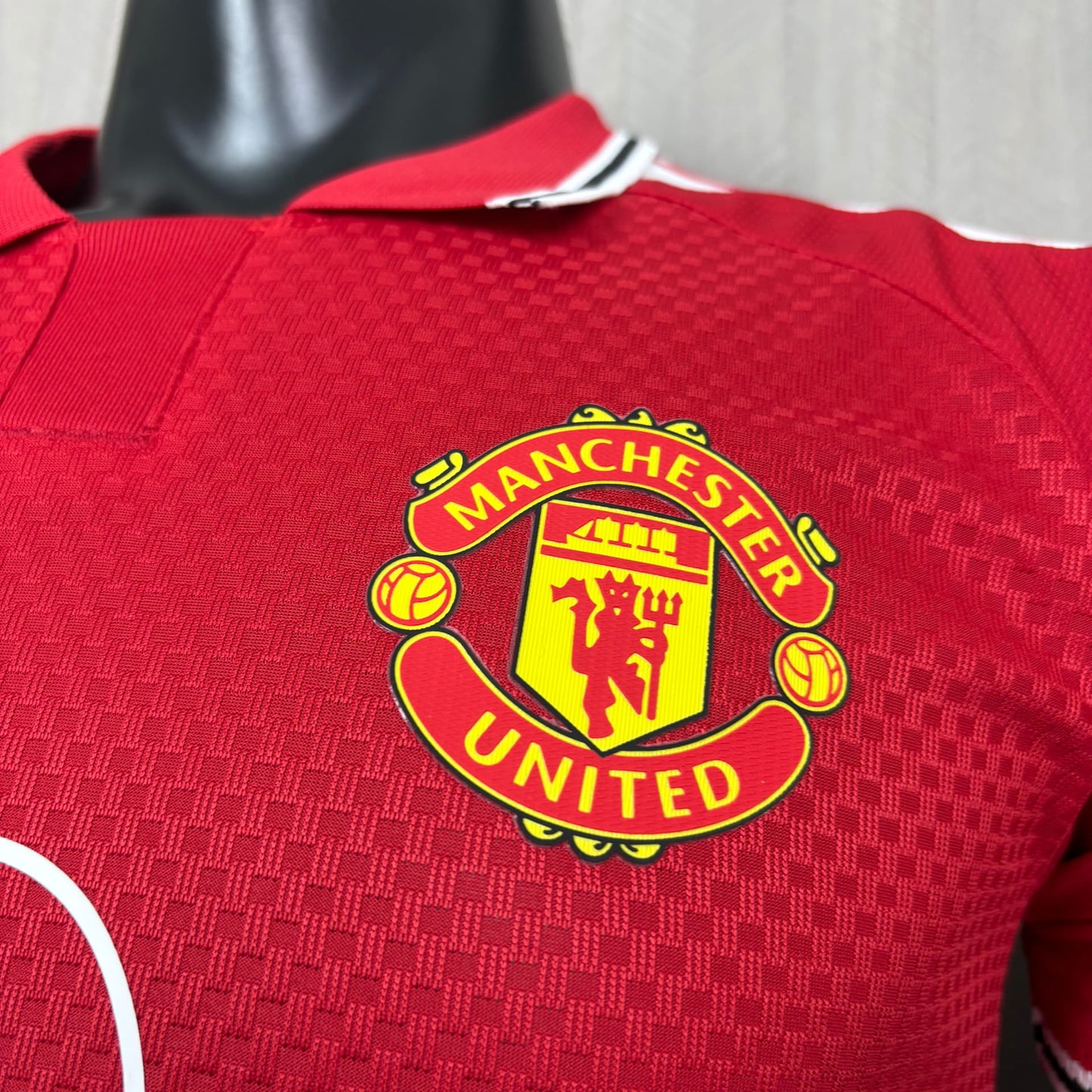 MANCHESTER UNITED DOMICILE 26/27  ( PHOTOS VERSION JOUEUR )